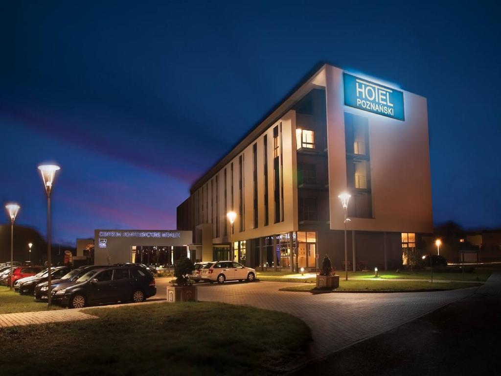 Hotel Poznanski A2 Любонь Екстер'єр фото