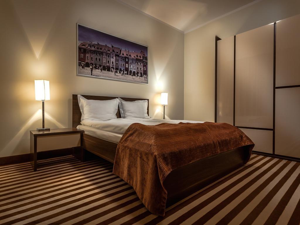 Hotel Poznanski A2 Любонь Екстер'єр фото