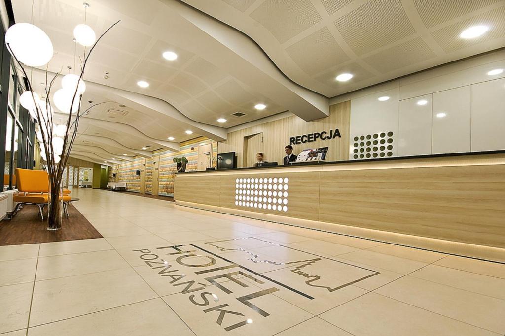Hotel Poznanski A2 Любонь Екстер'єр фото